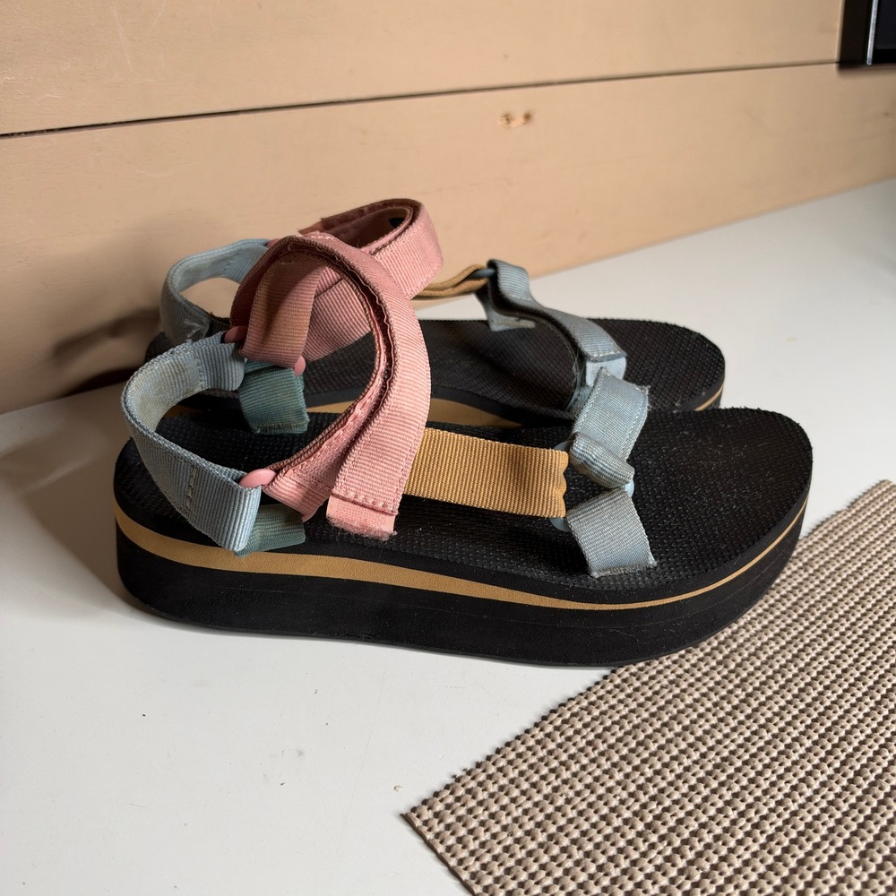 Teva Midform Universal Colorblock Platform Sandals Pink Blue Tan Women 9 1090969